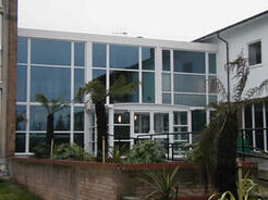 Glaziers for commercial buildings