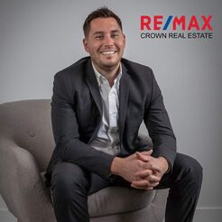 Logan Janzen - Re/Max Crown Real Estate Regina - Regina, SK, Canada
