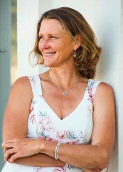 Meggan Brummer - Sydney Marriage Celebrant - Mosman, NSW, Australia Meggan Brummer - Sydney Marriage Celebrant - Mosman, NSW, Australia