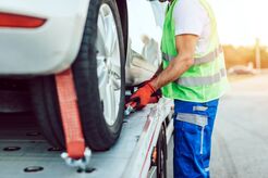 Wayne Tow Truck Services - Wayne, PA, USA